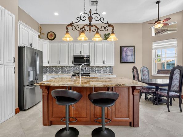 9309 Vercelli St, Lake Worth FL 33467