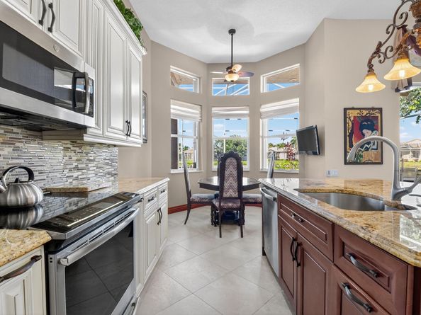 9309 Vercelli St, Lake Worth FL 33467