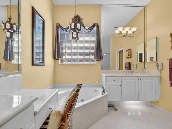 9309 Vercelli St, Lake Worth FL 33467