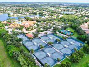 9309 Vercelli St, Lake Worth FL 33467