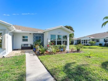 5037 Lakefront Boulevard