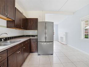 1717 SW 12th Ct, Fort Lauderdale FL 33312