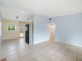 1717 SW 12th Ct, Fort Lauderdale FL 33312