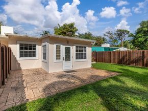 1717 SW 12th Ct, Fort Lauderdale FL 33312