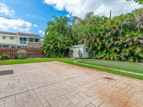 1717 SW 12th Ct, Fort Lauderdale FL 33312