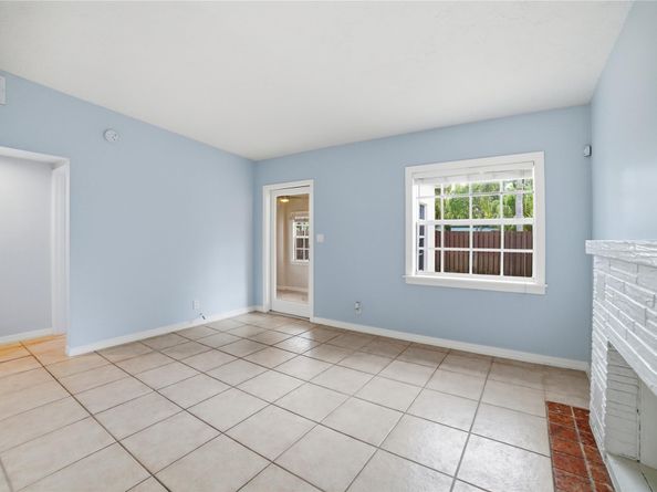 1717 SW 12th Ct, Fort Lauderdale FL 33312