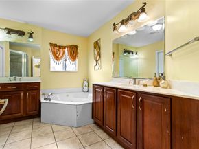 20426 NW 8th Ct, Miami Gardens FL 33169