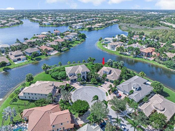 2377 Merriweather Way, Wellington FL 33414