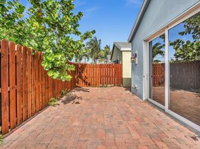 3113 Shelby Way, Lake Worth Beach FL 33461