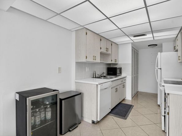 799 Jeffery Street 2090, Boca Raton FL 33487