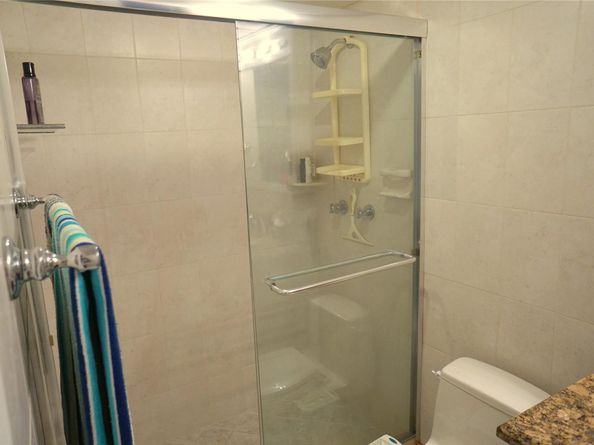 2851 Somerset Dr 103, Lauderdale Lakes FL 33311