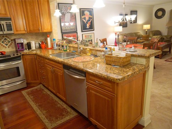 2851 Somerset Dr 103, Lauderdale Lakes FL 33311