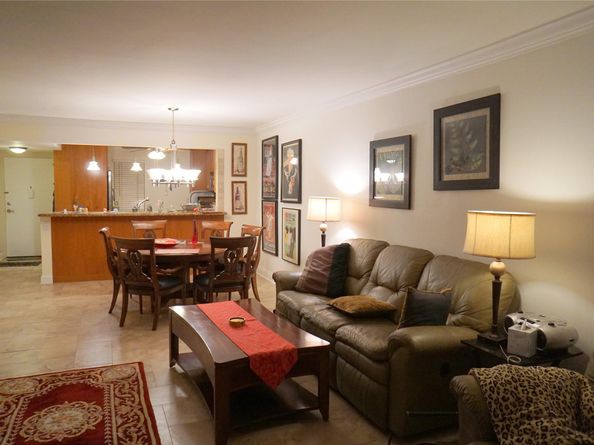 2851 Somerset Dr 103, Lauderdale Lakes FL 33311