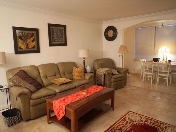 2851 Somerset Dr 103, Lauderdale Lakes FL 33311