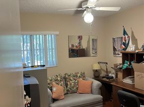 9702 NW 23rd Ct 9702, Pembroke Pines FL 33024