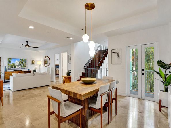 1110 NE 17th Way, Fort Lauderdale FL 33304