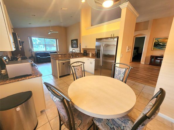 6171 Swans Ter, Coconut Creek FL 33073
