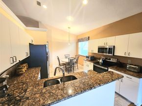 6171 Swans Ter, Coconut Creek FL 33073