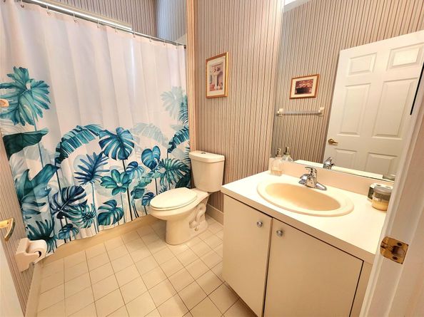 6171 Swans Ter, Coconut Creek FL 33073