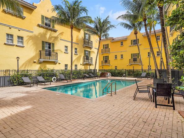 2512 SW 14th Ave 503, Fort Lauderdale FL 33315