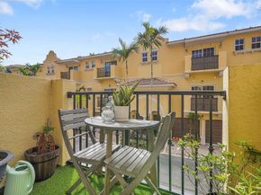 2512 SW 14th Ave 503, Fort Lauderdale FL 33315