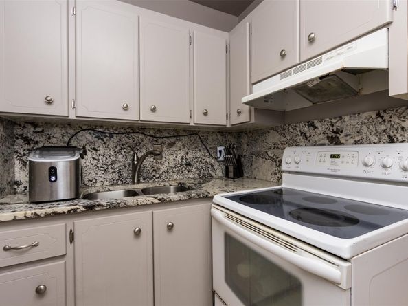 350 S Cypress Rd 522, Pompano Beach FL 33060