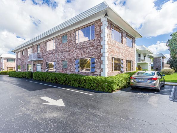 350 S Cypress Rd 522, Pompano Beach FL 33060