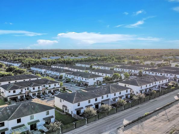 10973 SW 232nd Ter 10973, Homestead FL 33032