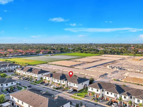 10973 SW 232nd Ter 10973, Homestead FL 33032