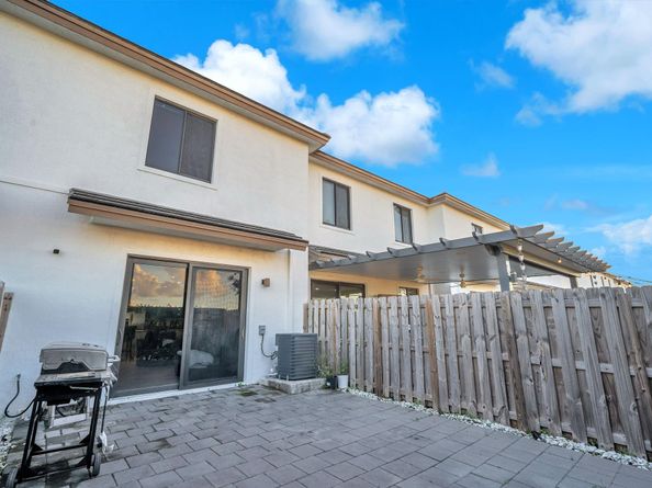 10973 SW 232nd Ter 10973, Homestead FL 33032