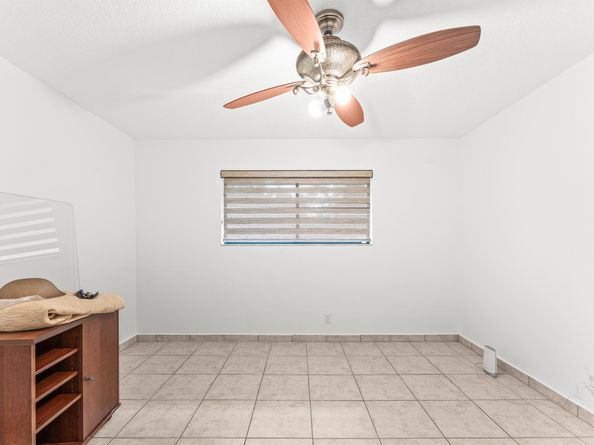 1075 Raintree Lane, Palm Beach Gardens FL 33410