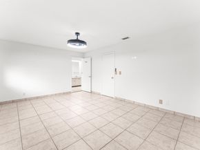 1075 Raintree Lane, Palm Beach Gardens FL 33410