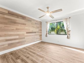 1075 Raintree Lane, Palm Beach Gardens FL 33410