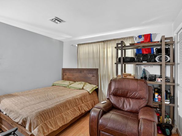 256 SW 11th Place, Boca Raton FL 33432