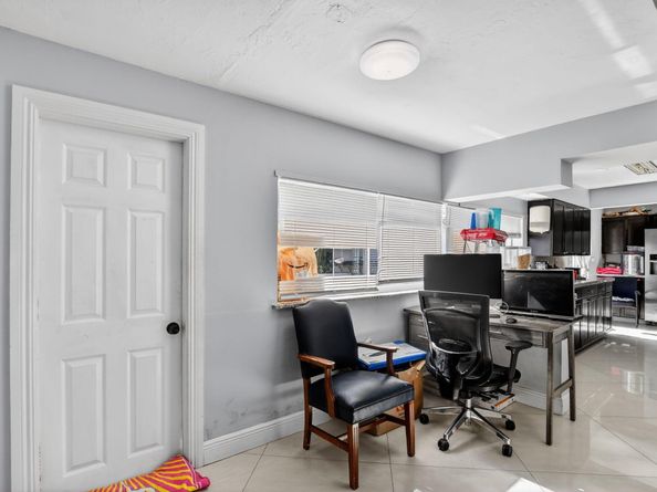 256 SW 11th Place, Boca Raton FL 33432