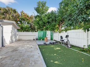 256 SW 11th Place, Boca Raton FL 33432