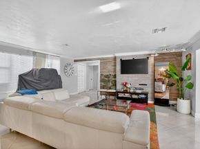 256 SW 11th Place, Boca Raton FL 33432