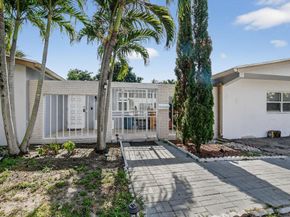 256 SW 11th Place, Boca Raton FL 33432