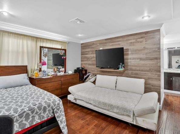 256 SW 11th Place, Boca Raton FL 33432