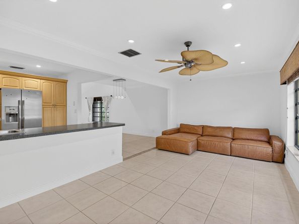 18051 104th Terrace S, Boca Raton FL 33498