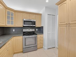 18051 104th Terrace S, Boca Raton FL 33498