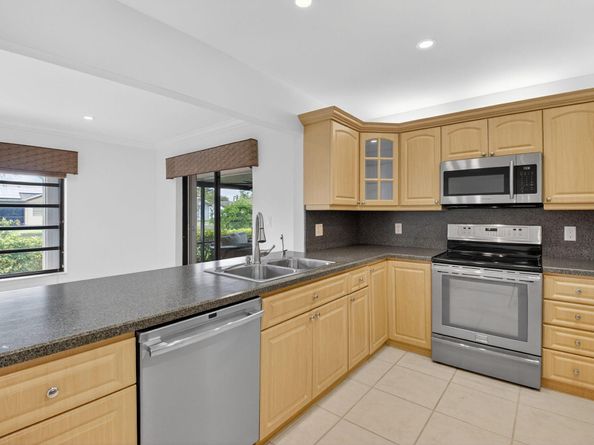 18051 104th Terrace S, Boca Raton FL 33498