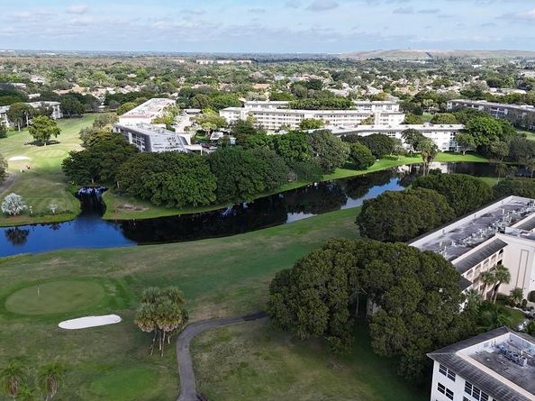4701 Martinique Dr H4, Coconut Creek FL 33066