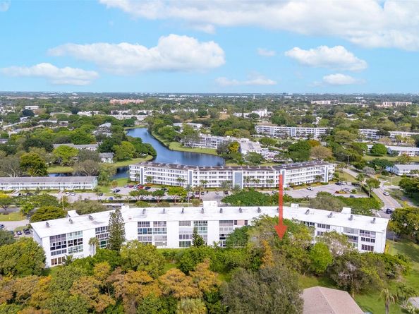 1032 Oakridge D 1032, Deerfield Beach FL 33442