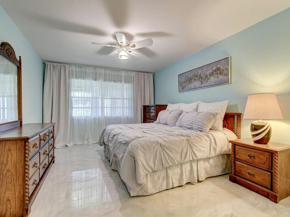 159 Lake Meryl Drive, West Palm Beach FL 33411