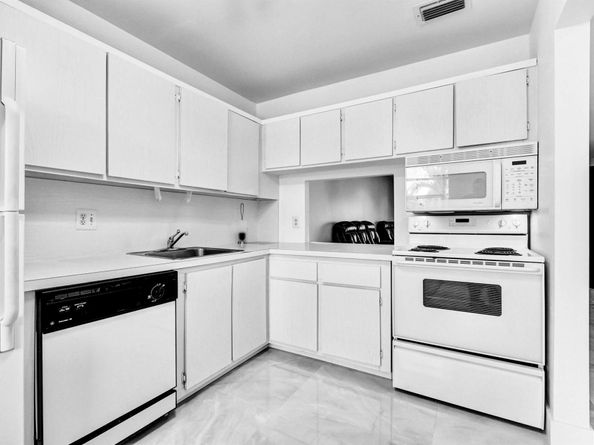 159 Lake Meryl Drive, West Palm Beach FL 33411