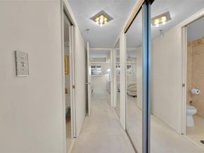 5340 NW 2nd Ave PH26, Boca Raton FL 33487