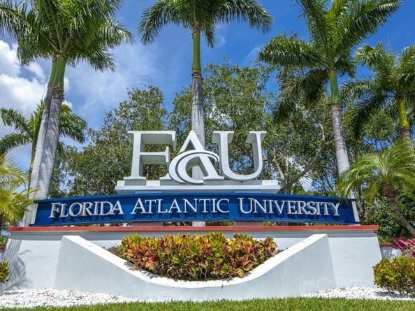 5340 NW 2nd Ave PH26, Boca Raton FL 33487