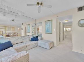 5340 NW 2nd Ave PH26, Boca Raton FL 33487