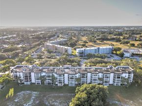 5340 NW 2nd Ave PH26, Boca Raton FL 33487